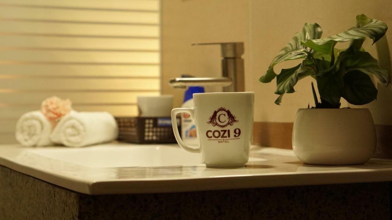 Cozi 9 Hotel - Theme Hotel Kien An Eksteriør billede